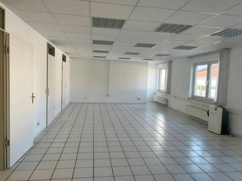 Bürofläche zur Miete 9,50 € 100 m² Bürofläche teilbar ab 100 m² Grünstadt Grünstadt 67269