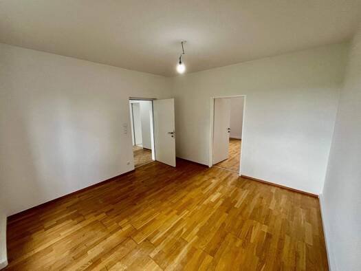Wohnung zur Miete 591 € 2 Zimmer 56,1 m² 2. Geschoss frei ab 01.05.2026 Groß-Siegharts 3812