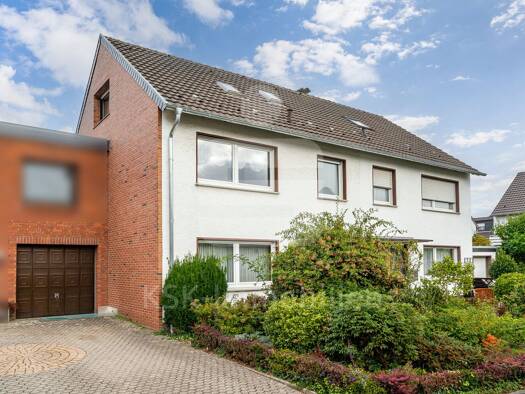 Doppelhaushälfte zum Kauf 385.000 € 5 Zimmer 109 m² 234 m² Grundstück Rheidt Niederkassel 53859