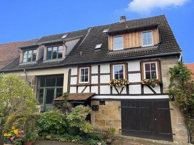 Mehrfamilienhaus zum Kauf 398.000 € 8 Zimmer 209 m²<br/>Wohnfläche 332 m²<br/>Grundstück Großhöchberg Spiegelberg 71579