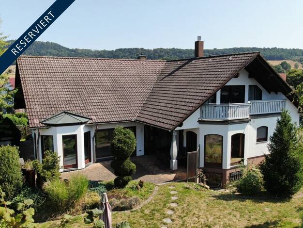 Einfamilienhaus zum Kauf 398.000 € 6,5 Zimmer 213 m² 1.322 m² Grundstück Gensungen Felsberg 34587