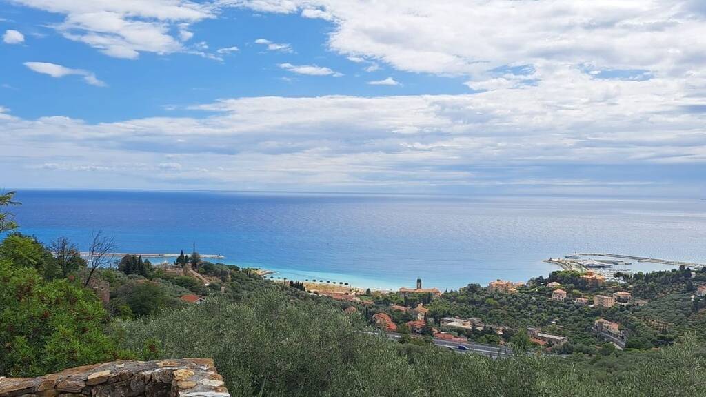 Einfamilienhaus zum Kauf 6 Zimmer 180 m² 7.000 m² Grundstück Mitte Berlin 10117