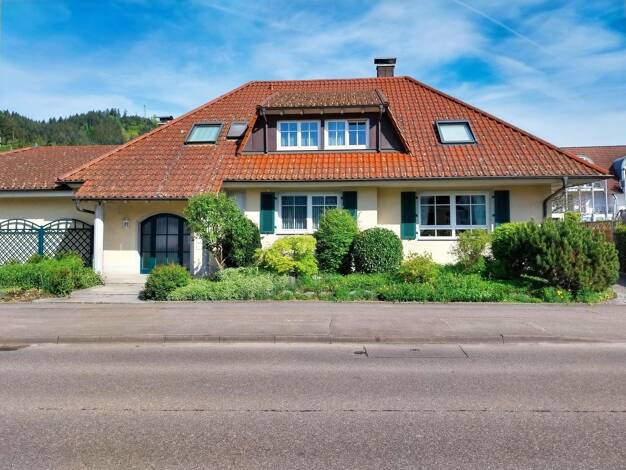 Mehrfamilienhaus zum Kauf 799.000 € 8 Zimmer 232,4 m² 943 m² Grundstück Zell Zell 77736