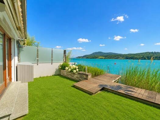 Haus zum Kauf 1.500.000 € 1 Zimmer 30 m² 63 m² Grundstück Pörtschach am Wörther See 9210