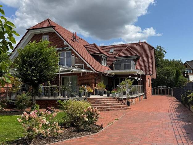 Mehrfamilienhaus zum Kauf provisionsfrei 665.000 € 15 Zimmer 378 m² 2.163 m² Grundstück Rinteln Rinteln 31737