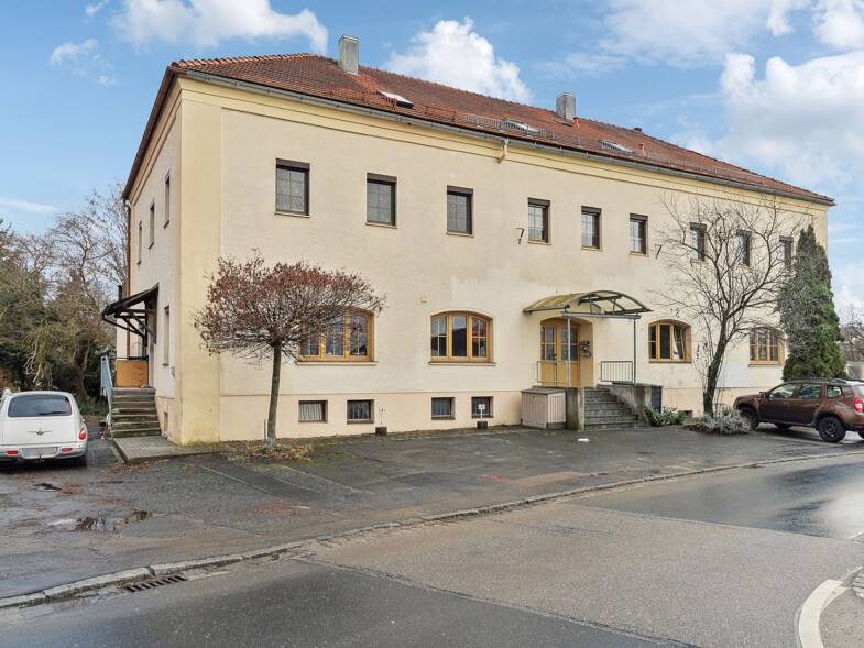 Mehrfamilienhaus zum Kauf 490.000 € 20 Zimmer 678,7 m² 2.716 m² Grundstück Waldmünchen Waldmünchen 93449