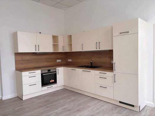 Wohnung zur Miete 1.250 € 3 Zimmer 98 m² 2. Geschoss frei ab sofort Rudolf-Breitscheid-Str. 12 Mitte Cottbus 03046
