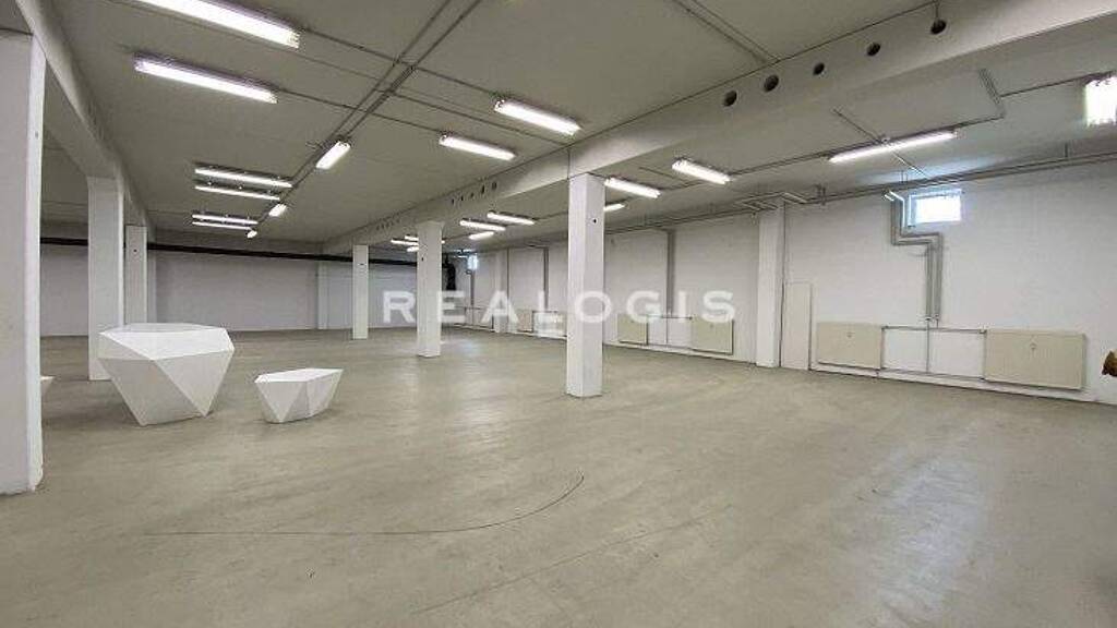 Halle/Industriefläche zur Miete provisionsfrei 4.300 m² Lagerfläche teilbar ab 520 m² Lohhof Unterschleißheim 85716