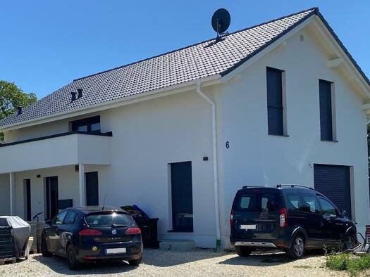 Wohnung zur Miete 400 € 1 Zimmer 11 m² frei ab 01.10.2025 Reute Eigeltingen 78253