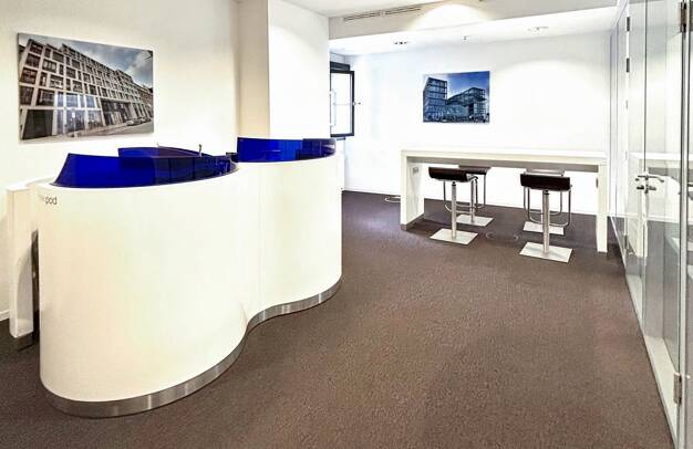 Bürofläche zur Miete provisionsfrei 109 € 10 m² Bürofläche teilbar von 5 m² bis 10 m² Im Zollhafen 18 Altstadt-Süd Köln 50678