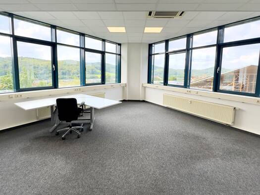 Bürofläche zur Miete provisionsfrei 5 € 5 Zimmer 210 m² Bürofläche teilbar ab 28 m² Am Goldberg 2 Stedtfeld Eisenach 99817