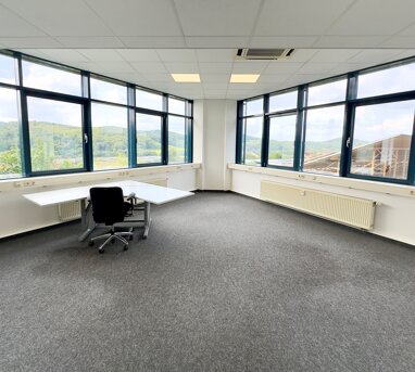 Bürofläche zur Miete 5,50 € 5 Zimmer 210 m² Bürofläche Am Goldberg 2 Stedtfeld Eisenach 99817