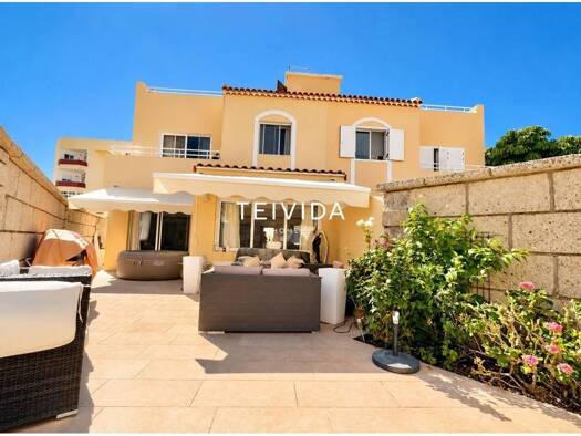 Villa zum Kauf 669.000 € 4 Zimmer 250 m² Adeje 38679