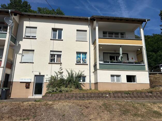 Wohnung zum Kauf 79.900 € 3 Zimmer 75 m² Waldstraße 17 Mettlach Mettlach 66693