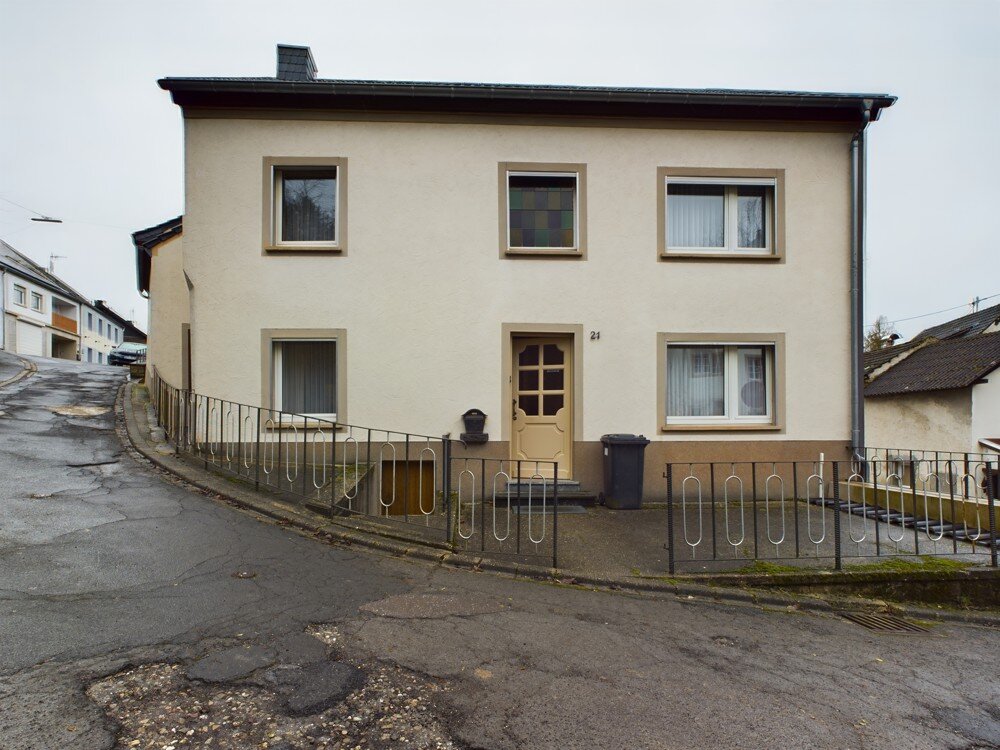 Einfamilienhaus zum Kauf 212.000 € 6 Zimmer 145 m²<br/>Wohnfläche 367 m²<br/>Grundstück Bettingen Bettingen 54646