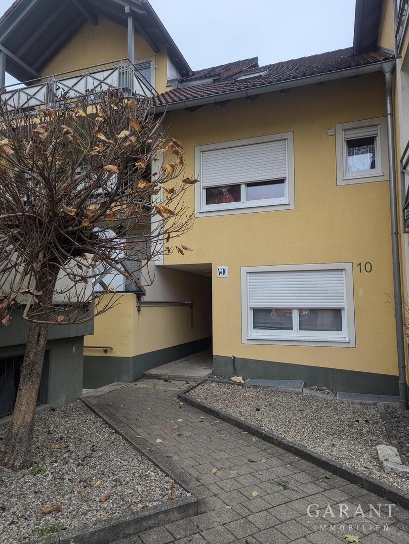 Wohnung zur Miete 850 € 2,5 Zimmer 76 m²<br/>Wohnfläche 2.<br/>Geschoss 01.02.2025<br/>Verfügbarkeit Tiengen Waldshut-Tiengen 79761