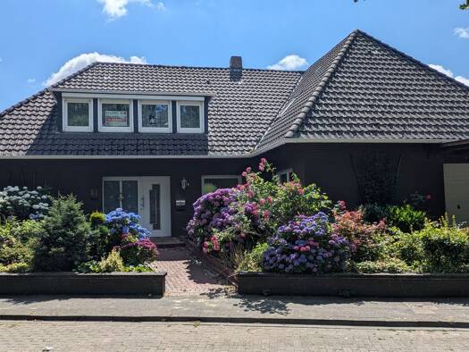 Bungalow zum Kauf 420.000 € 6 Zimmer 183 m² 781 m² Grundstück Cloppenburg 49661