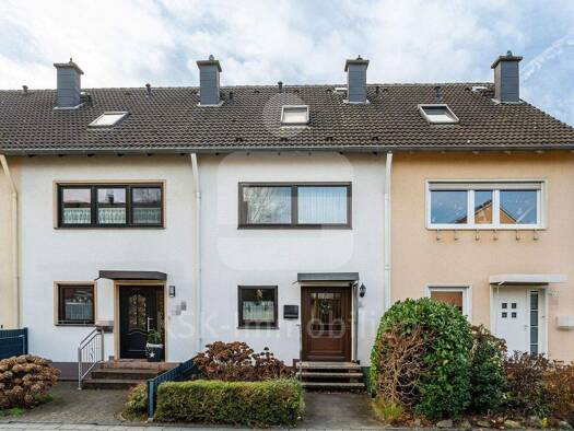 Reihenmittelhaus zum Kauf 398.000 € 5 Zimmer 112 m² 209 m² Grundstück Rheidt Niederkassel / Rheidt 53859