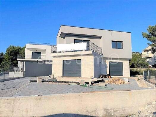 Haus zum Kauf 550.000 € 4 Zimmer 167 m² Šibenik