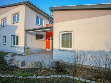 Bürogebäude zur Miete 1.700 € 9 Zimmer 167 m² Bürofläche Großenseebach 91091
