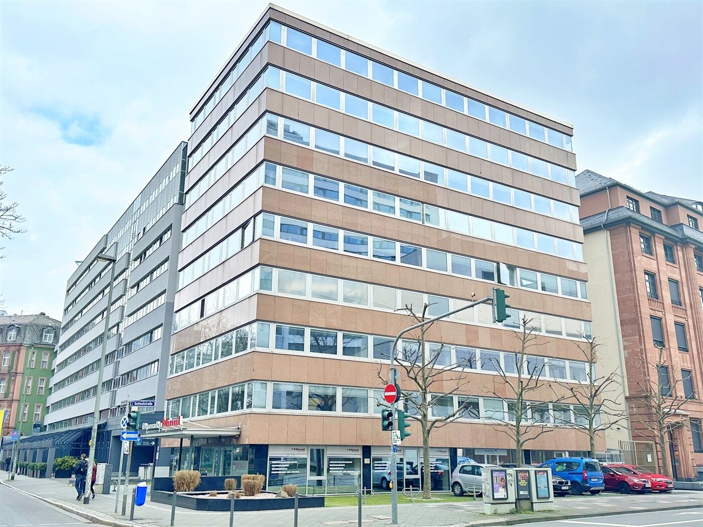 Bürofläche zur Miete 15 € 277 m²<br/>Bürofläche ab 277 m²<br/>Teilbarkeit Bahnhofsviertel Frankfurt am Main 60329