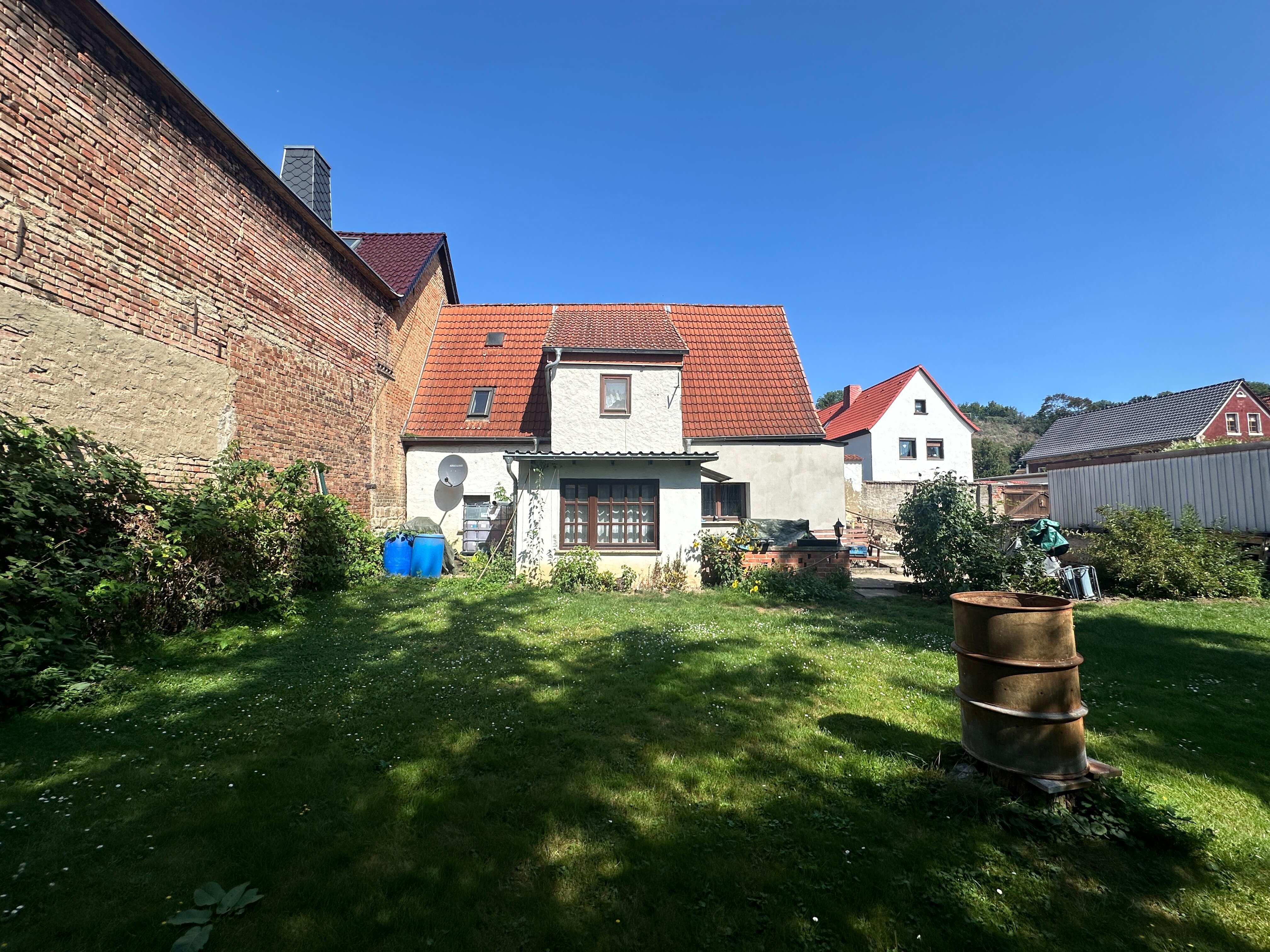 Einfamilienhaus zum Kauf 78.500 € 3 Zimmer 92 m²<br/>Wohnfläche 533 m²<br/>Grundstück Hauptstraße 36 Markwerben Weißenfels 06667