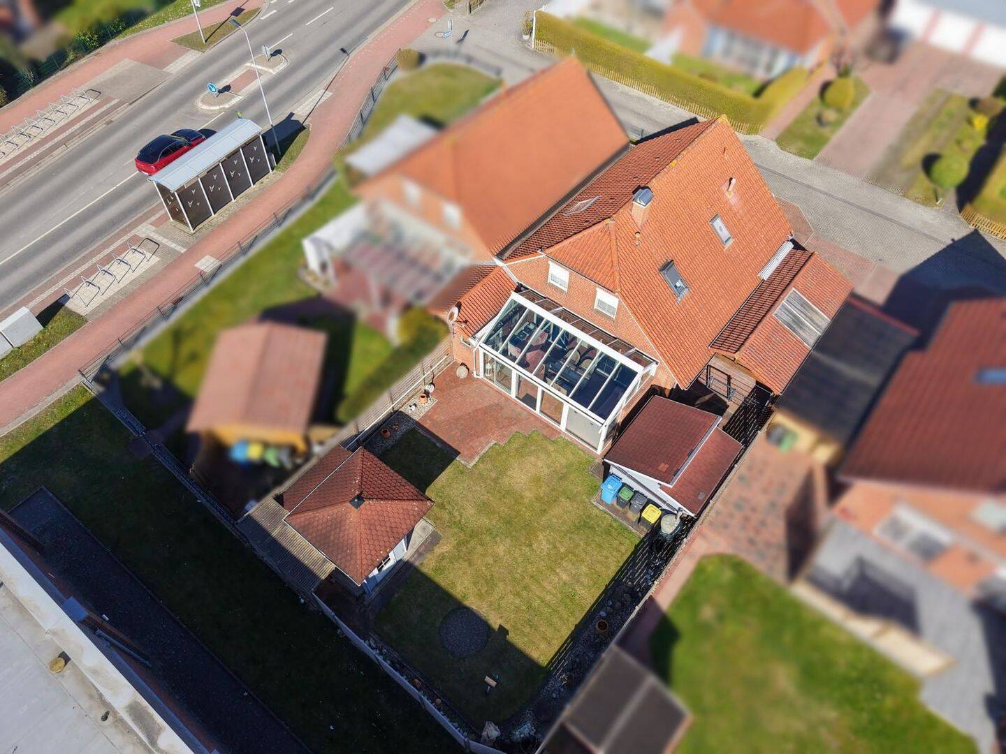 Immobilie in Upgant-Schott - IHR NEUES ZUHAUSE: VIELSEITIGE HAUSHÄLFTE MIT WINTERGARTEN, TERRASSE UND CARPORT - Bild 3