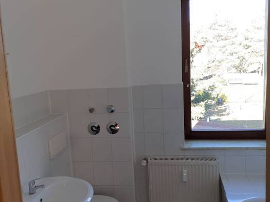 Wohnung zur Miete 310 € 2 Zimmer 49,8 m² 2. Geschoss frei ab 01.05.2026 Hauptstraße 14 Neupetershain 03103
