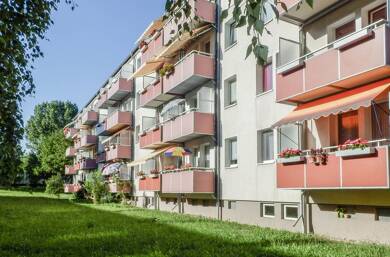 Wohnung zur Miete 294 € 2 Zimmer 49 m² 1. Geschoss frei ab sofort Steinwiese 56 Altendorf Chemnitz 09116