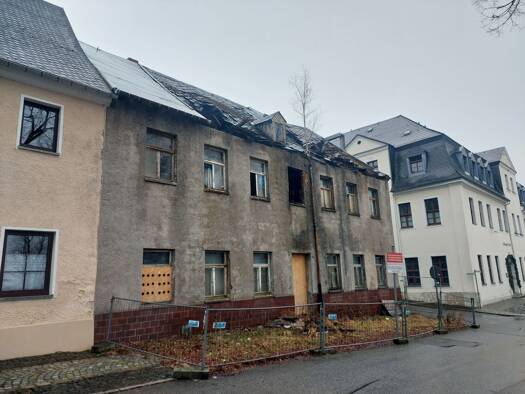 Haus zum Kauf 474 m² Grundstück Rudolf-Breitscheid-Straße 28 Scheibenberg Scheibenberg 09481