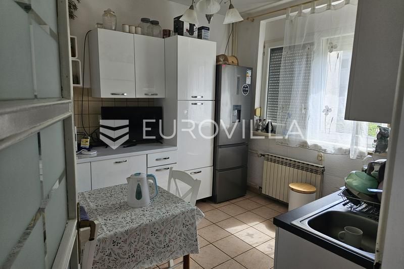 Haus zum Kauf 215.000 € 4 Zimmer 230 m²<br/>Wohnfläche tina ujevica Gornji Grad 31000