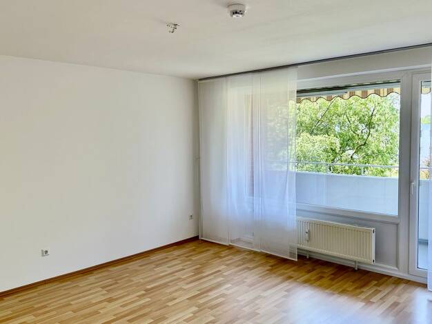 Wohnung zur Miete 720 € 2 Zimmer 55 m² Geschoss 2/8 frei ab sofort Henstedt-Ulzburg 24558