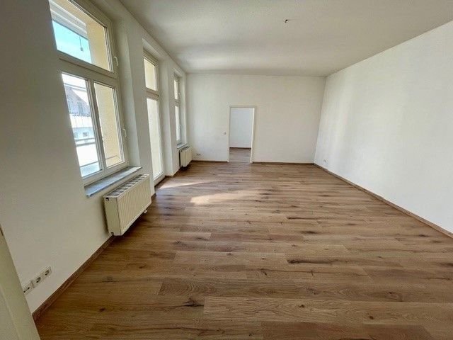 Wohnung zur Miete 449 € 2 Zimmer 64,2 m²<br/>Wohnfläche 4.<br/>Geschoss ab sofort<br/>Verfügbarkeit Einsteinstr.2 Hasselbachplatzviertel Magdeburg 39104