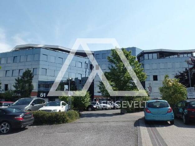 Bürofläche zur Miete 4.607,8 m² Bürofläche teilbar ab 705,1 m² Zentrum Ratingen 40878