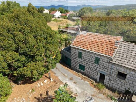 Haus zum Kauf 59.000 € 4 Zimmer 136 m² Imotski