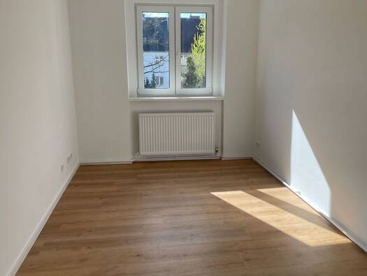 WG-Zimmer zur Miete 618 € 15 m² Geschoss 2/3 frei ab 16.03.2026 Baseler Straße 37 Reinickendorf Berlin 13407
