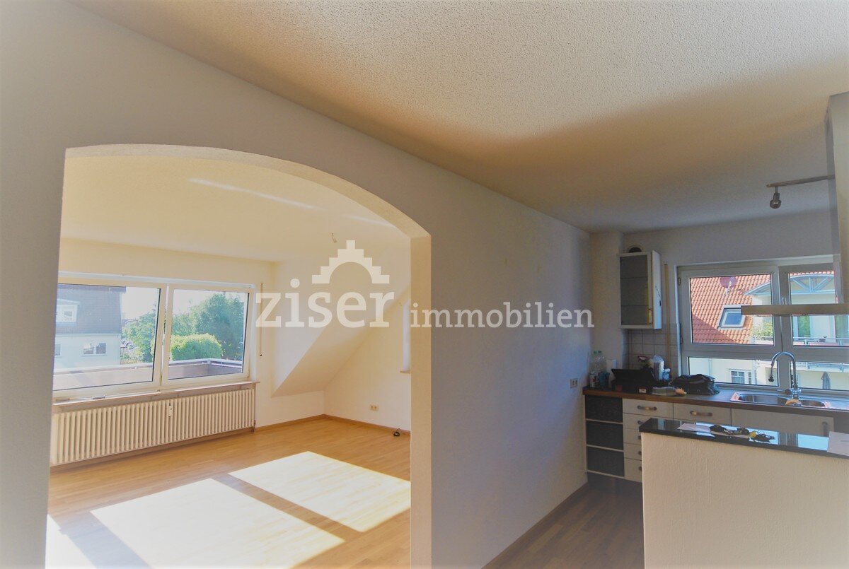 Maisonette zur Miete 1.180 € 4,5 Zimmer 107,3 m²<br/>Wohnfläche 01.02.2025<br/>Verfügbarkeit Endingen Endingen 79346