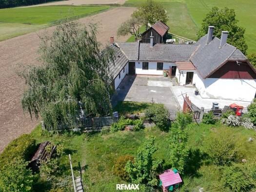 Haus zum Kauf 225.000 € 5,5 Zimmer 145,1 m² 2.294 m² Grundstück Pyhra 3144