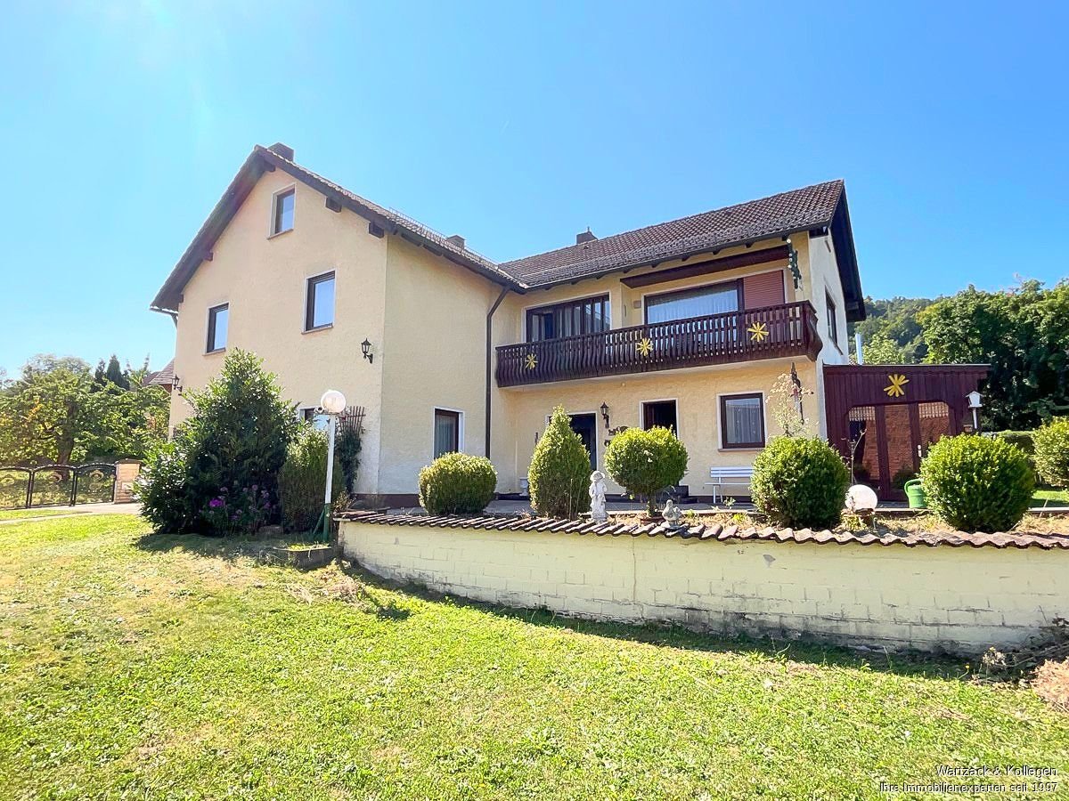 Einfamilienhaus zum Kauf 469.000 € 7,5 Zimmer 206,8 m²<br/>Wohnfläche 1.320 m²<br/>Grundstück Wernfels Spalt 91174