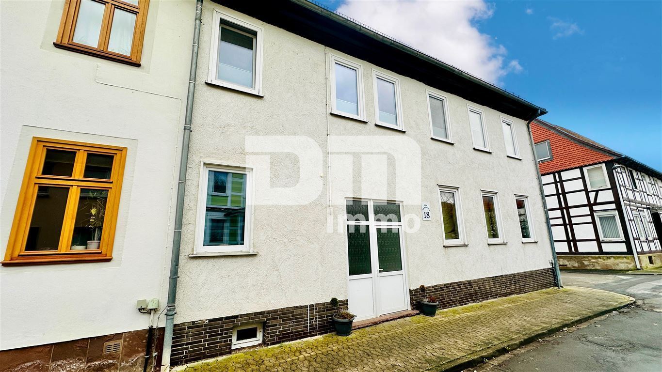 Einfamilienhaus zum Kauf 169.000 € 7 Zimmer 194,5 m²<br/>Wohnfläche Salzderhelden Einbeck 37574