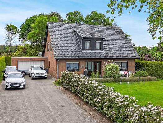 Einfamilienhaus zum Kauf 270.000 € 7 Zimmer 146,7 m² 1.265 m² Grundstück Holte-Lastrup Lähden 49774