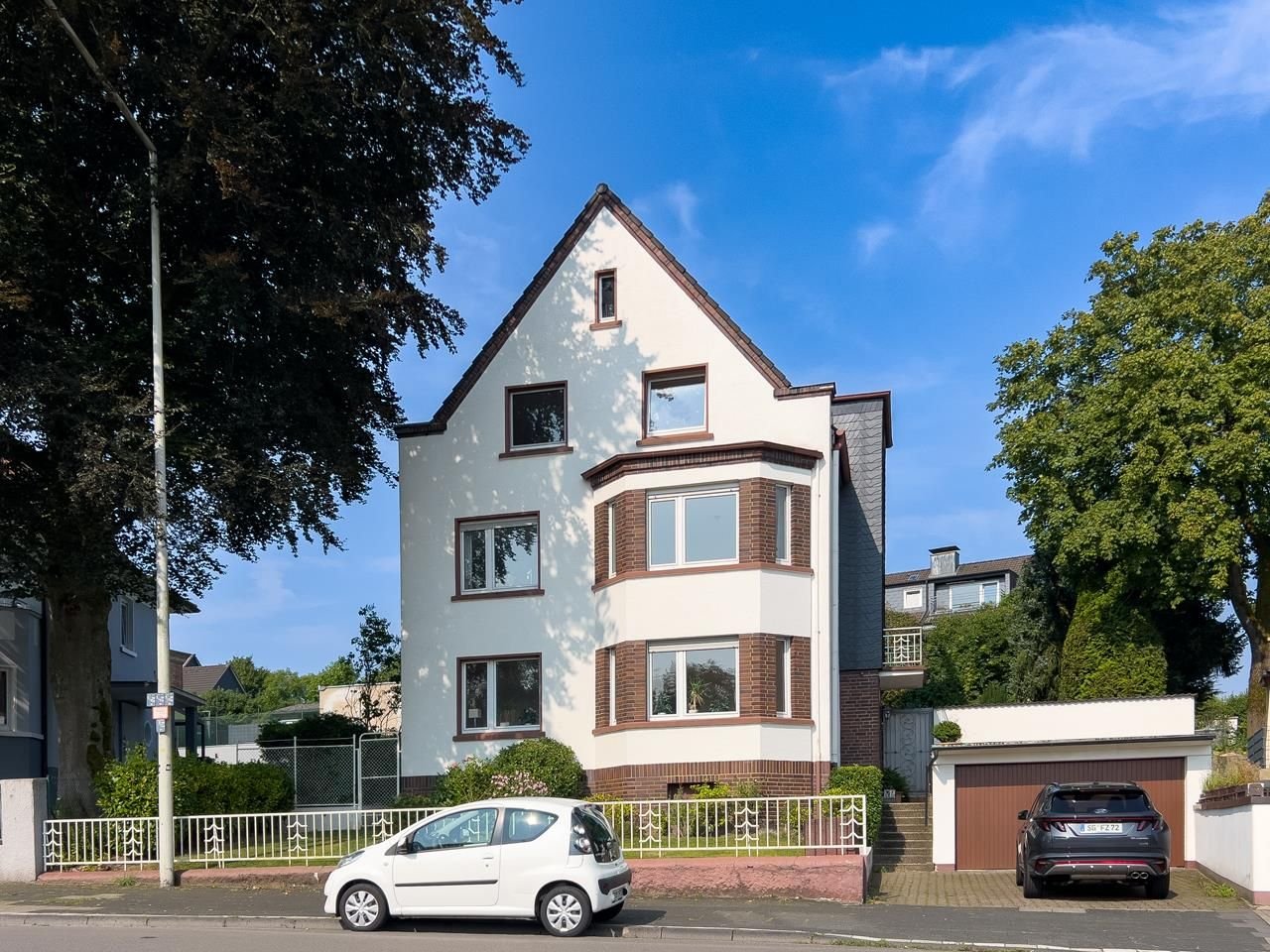 Wohnung zum Kauf 135.000 € 3 Zimmer 61,6 m²<br/>Wohnfläche 2.<br/>Geschoss ab sofort<br/>Verfügbarkeit Schützenstraße - Halfeshof Solingen 42659