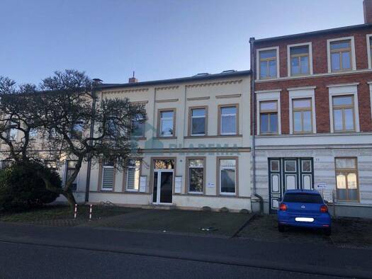 Mehrfamilienhaus zum Kauf als Kapitalanlage geeignet 275.000 € 199,5 m² 251 m² Grundstück Ludwigsluster Straße 14 Parchim 19370