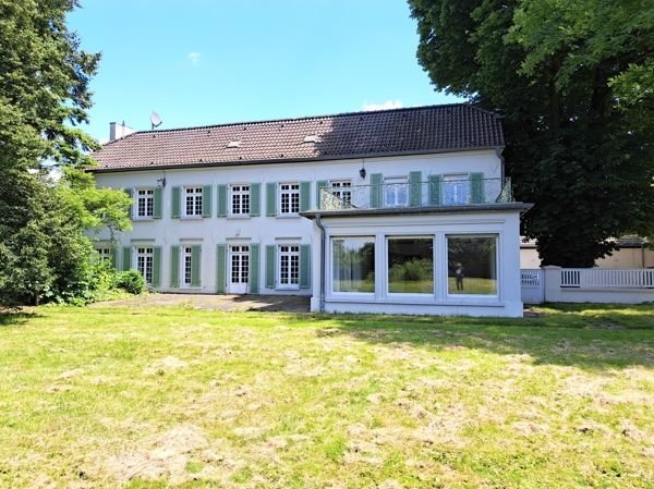 Haus zur Miete 3.000 € 10 Zimmer 480 m²<br/>Wohnfläche 14.000 m²<br/>Grundstück Holderberg Moers / Holderberg 47447