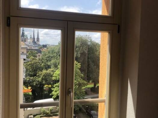 Wohnung zur Miete 1.100 € 4 Zimmer 99 m² frei ab sofort Altstadt Halle (Saale) 06108