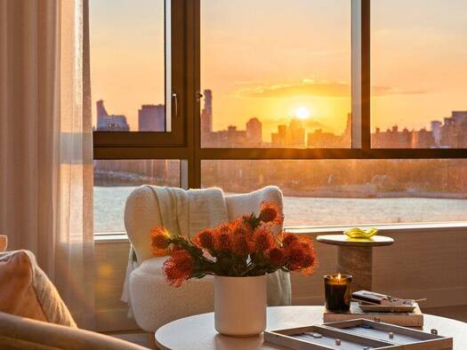 Wohnung zum Kauf 3.117.297 € 3 Zimmer 167 m² 480 KENT Avenue 15C New York City 11249