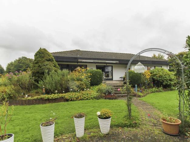Sonstiges zum Kauf als Kapitalanlage geeignet 449.000 € 9 Zimmer 193,5 m² 2.485,3 m² Grundstück Konzen Monschau 52156