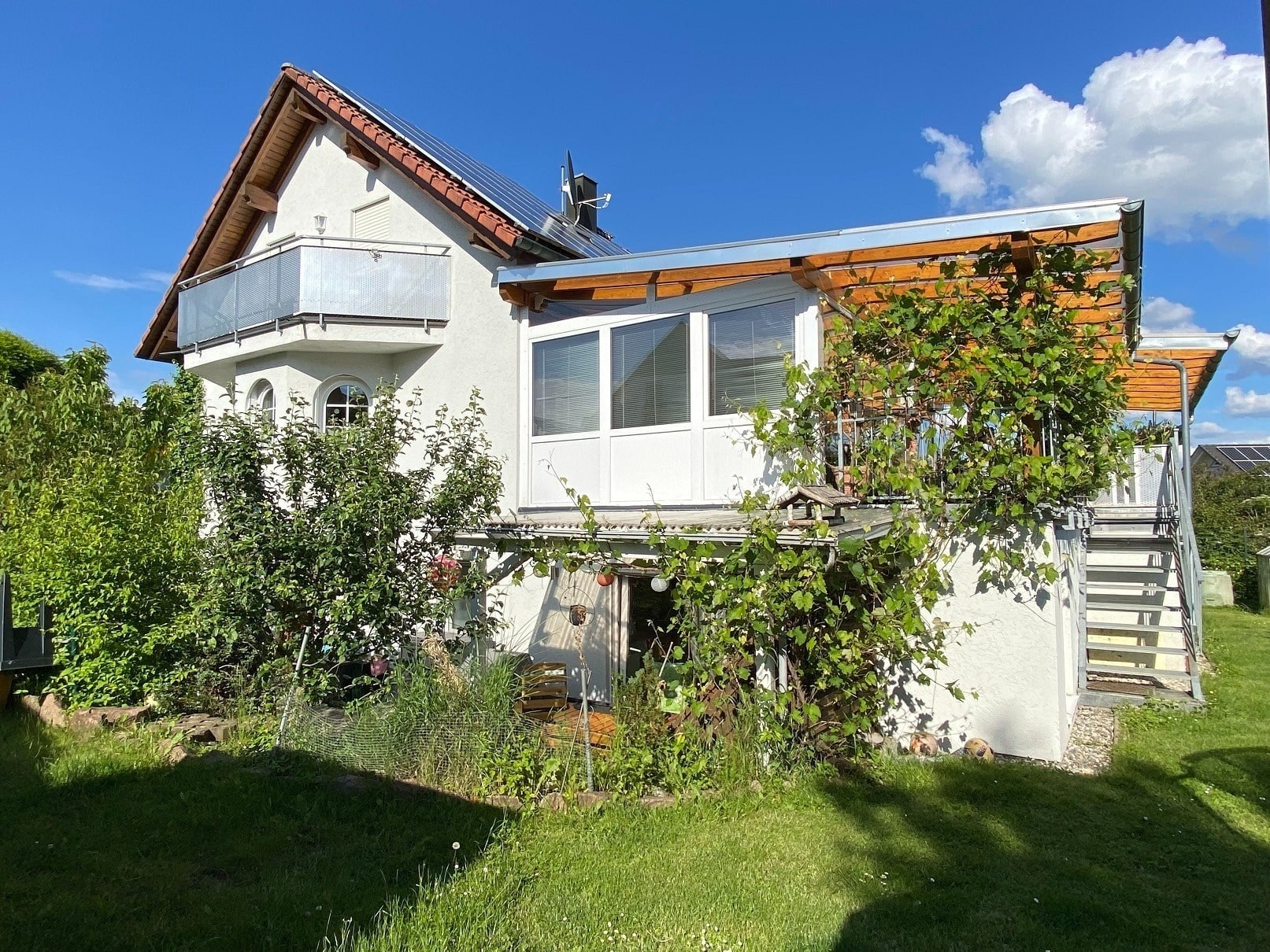 Einfamilienhaus zum Kauf 585.000 € 11 Zimmer 242 m²<br/>Wohnfläche 654 m²<br/>Grundstück Liptingen Emmingen-Liptingen 78576