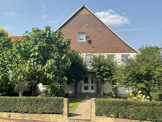 Haus zum Kauf 129.000 € 240 m² 2.763 m² Grundstück Lüthorst Dassel 37586
