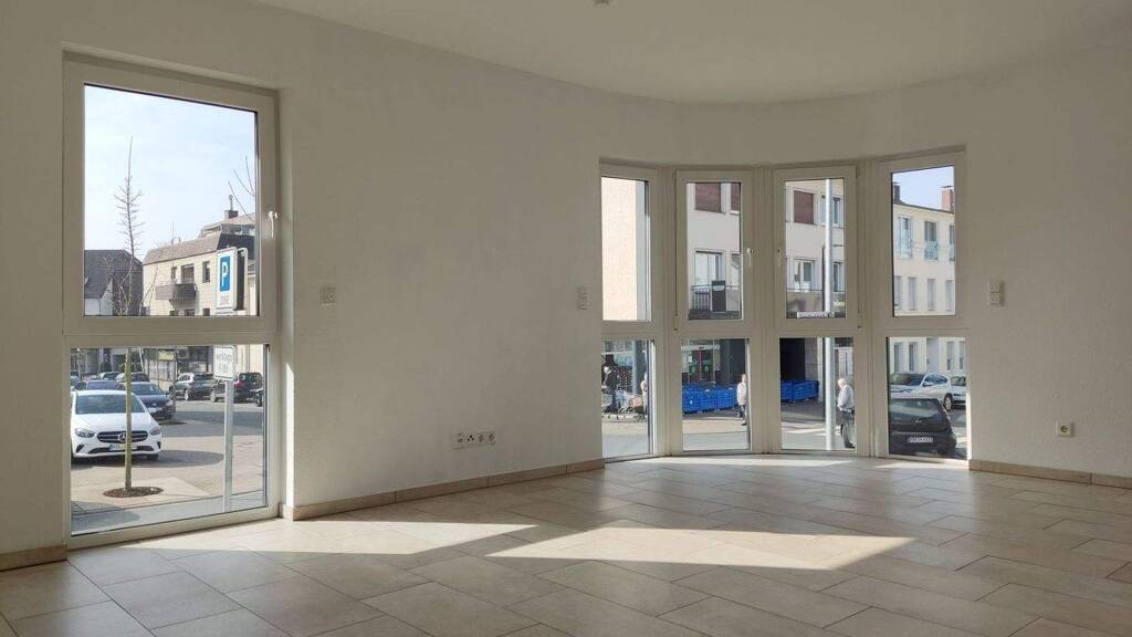 Wohnung zur Miete 970 € 3 Zimmer 97 m² frei ab 01.05.2026 Engelbertstr. 25 Neheim-Hüsten Arnsberg 59755